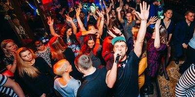 Фото 2 площадки Руки вверх, караоке бар