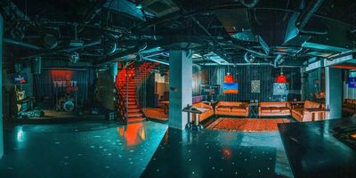 Фото 2 площадки Twenty One Club