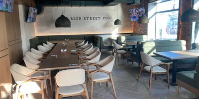 Фото 2 площадки паб BEER STREET