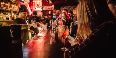 Фото 2 площадки Rock'N'Roll Bar